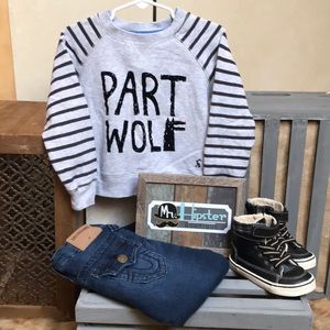 JOULES | “Part Wolf” sweatshirt 2y